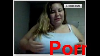 College Girl Flashing Huge Tits more on - PornSprint.com