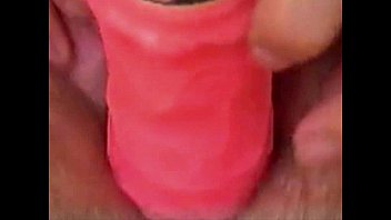 look closely into mature pussy in masturbation